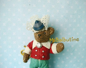 Animal Brooch " Antique Bear "