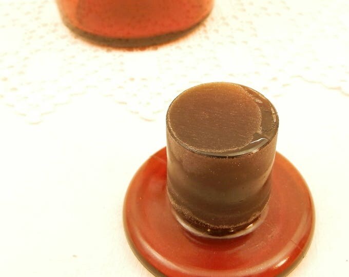 Large Vintage Brown Amber Glass Apothecary Chemist Bottle with Large Glass Stopper, 610 CL / 1.28 Pint