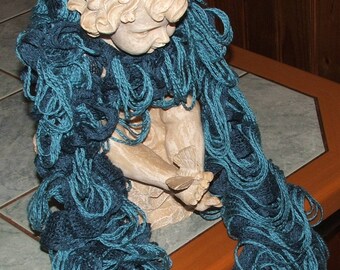 NEW model: Ruffle scarf - Emerald Giralda - turquoise