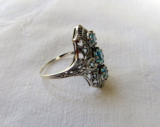 Art Deco Ring, Aquamarine Ring, 2 CT, Sterling Silver Filigree Setting, Size 7, Art Deco Jewelry, Engagement Ring, March Birthstone