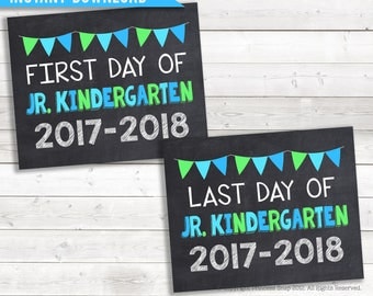 First and Last Day of Jr. Kindergarten, 2017-2018, Jr. Kindergarten Photo Prop, Blue Green 1st Day Junior Kindergarten, Printable Sign 8"x10