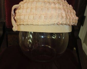 Vintage Pink Beret -Pink Grosgrain Ribbon Hat -Union Made Tag -1950's Pink Hat -spiralled grosgrain ribbon -Size 22" -Vintage gift idea