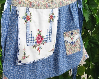 Half Aprons / Aprons for Women/ Aprons with Pocket/ Blue/ Pink/ Floral Print/ Vintage Linen/ Quilted
