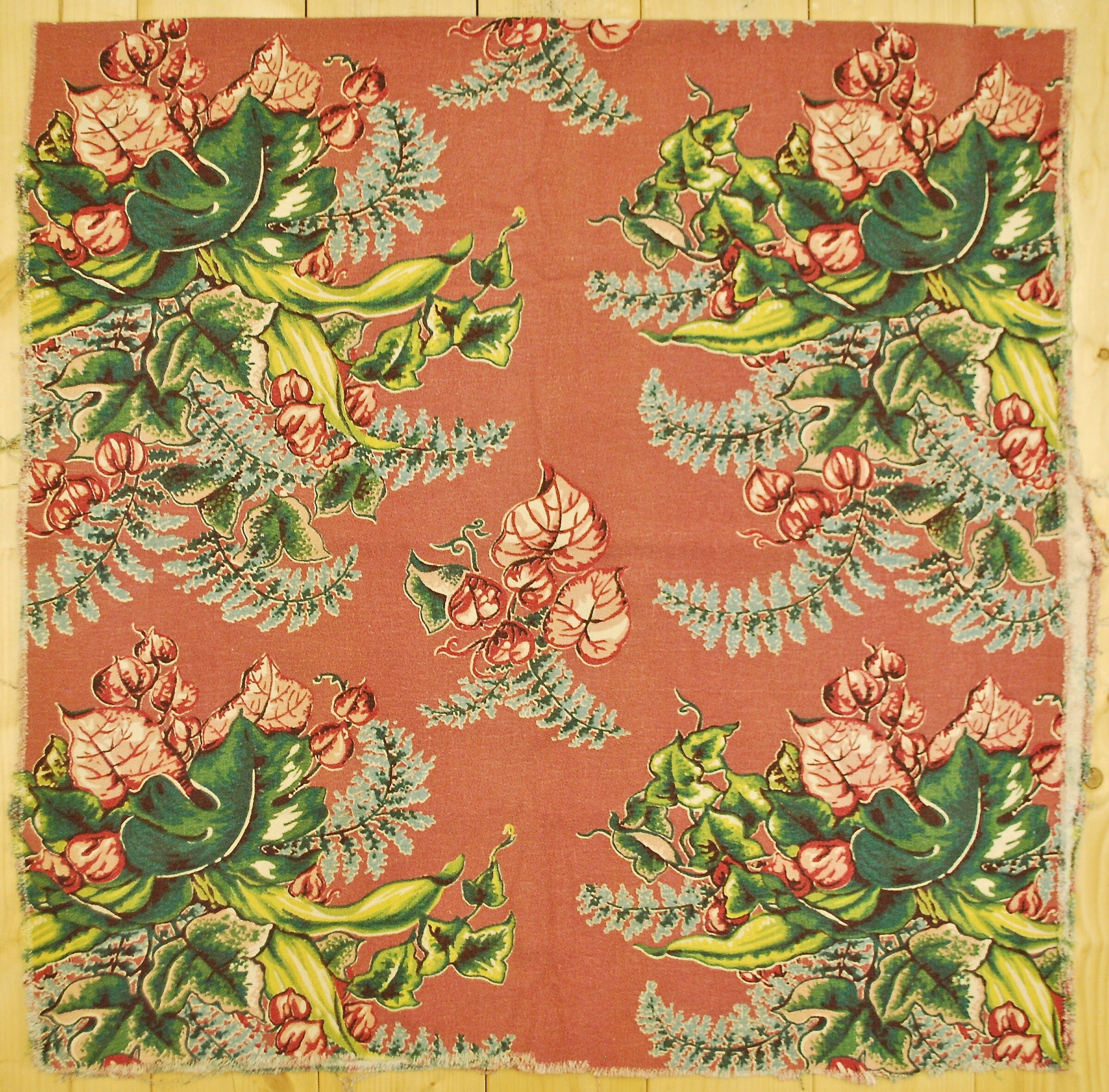 Vintage 1940's/50's Barkcloth Fabric / 32 x