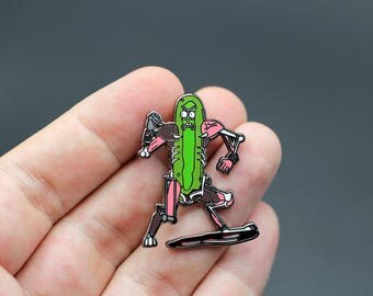 Cyborg Pickle Rick – Rick & Morty Enamel Pin