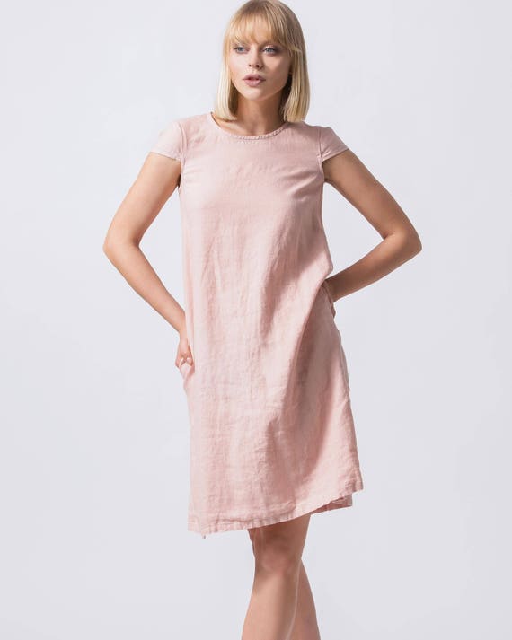 Light pink linen summer dress / Flowy plain dress with pockets