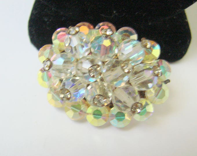 Mid Century Aurora Borealis Crystal & Rhinestone Cluster Brooch / Vintage Jewelry
