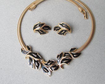 Signed TRIFARI Vintage Black Enamel Gold Tone Omega Necklace & Earrings Set