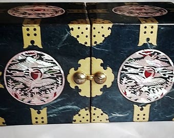 Najeon Chilgi, Korean, Irridescent, Mother of Pearl, Cube, Jewellry Box, NACRE