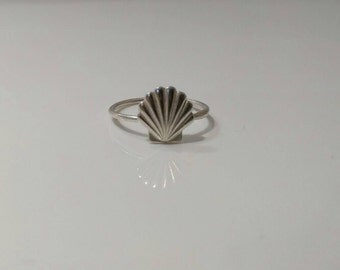 Camino de Santiago silver ring camino ring silver camino shell silver seashell ring scallop ring silver Shell Stack Ring Clam Shell Ring