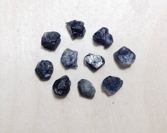 raw black sapphire raw black sapphire