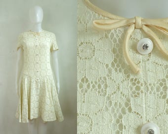 40%offAug15-17 60s floral lace dress size medium, off white knitted lace shift dress, 1960s mad men party dress, day dress
