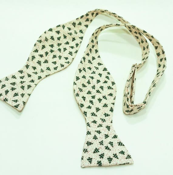 Tiny Christmas Trees Holiday Self Tie Bow Tie Green Great for Holiday Christmas Party Adjustable