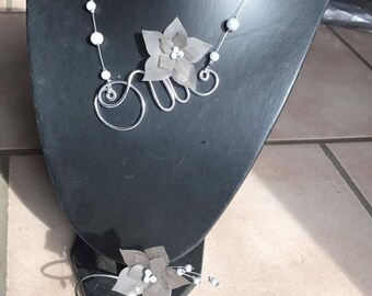 White bridal headpiece
