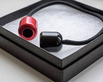 Paracord Buddy Aluminium Begleri 1.0 - Red & Black