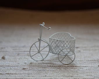 Small white metal bike. Mini bicycle accessory for dolls. Smal bicycle home ornament. White home decoration. Metal bike for floristic decor.