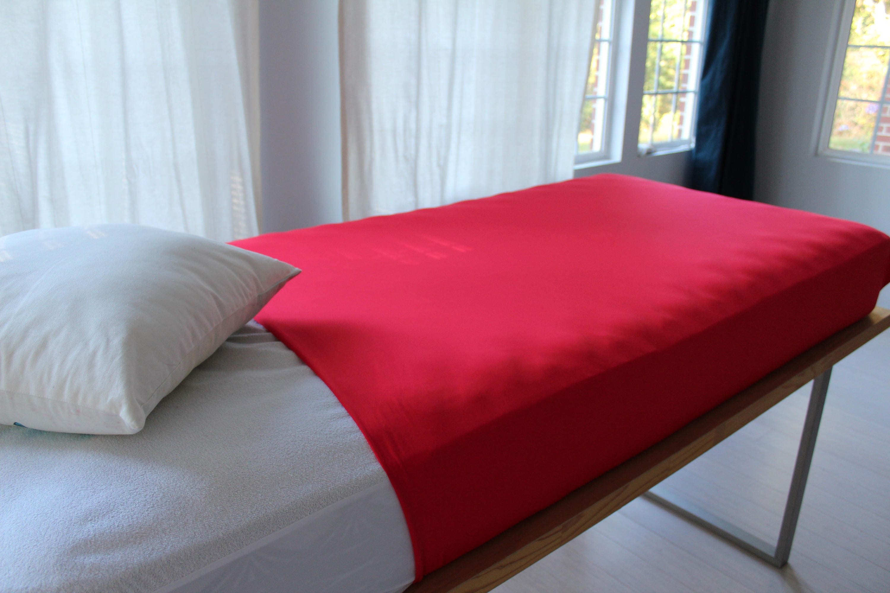compression mattress on adjustabke bed base