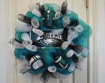 Free Shipping, Philadelphia Eagles Wreath, Eagles Decor, Eagles Fans, NFL Teams Wreaths, NFL Helmets, Football Wreaths, NFL, Sports