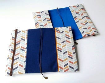 Protects book pouch with bookmark (graphic pattern fabric / blue marine_bleu)