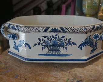 Jardinière en céramique signée décor bleu/blanc