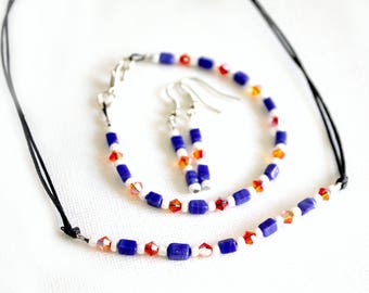Set of jewelry we have three blue/white/orange