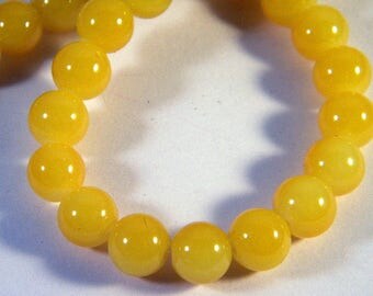 10 glass 10 mm bright yellow JD151 "jade" beads