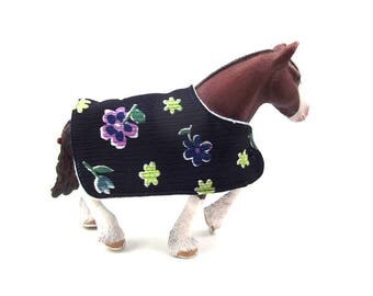 Toy horse blanket