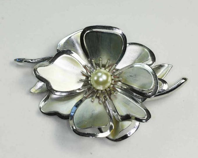 Mod Silver Tone Floral Brooch Faux Pearl Dimensional Vintage