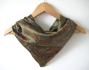 Vintage Scarf Striking Green Paisley Vintage Scarf