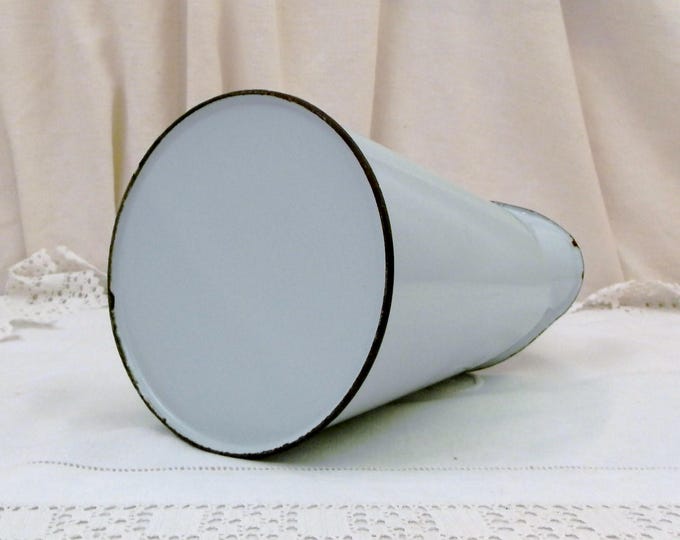 Vintage Mint Green Enamel French Pitcher, Enamelware Pale Green Jug, Rustic Rural Country Cottage Decor, Farmhouse Kitchen from France, Vintage Mint Green Enamel French Pitcher, Enamelware Pale Green Jug, Rustic Rural Country Cottage Decor, Farmhouse Kitchen from France,