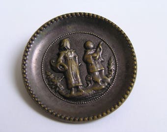 Antique picture button