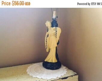 WILL SHIP AUG 23 Vintage Japanese Geisha Lamp Hand Painted Asian Figural Lamp