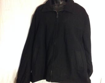 V014 Van Heusen bomber jacket mens size XXL, snap closure on wrist and sides,zipper front closure