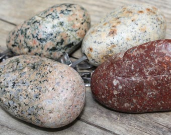 Tablecloth weights, Lake Superior rock tablecloth weights, flag weights, stone picnic tablecloth holders, raw stone accents, cabin decor