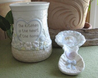 Precious Moments "The Kitchen is the Heart of the Home" Two (2) Piece Set Utensil Holder and Spoon Rest Vintage Kitchen Decor