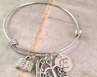 Graduation Gift, Lawyer bracelet, Attorney bracelet, 2017, Lawyer, Law School Graduation Gift, Lawyer Jewelry, Scales of Justice Keychain