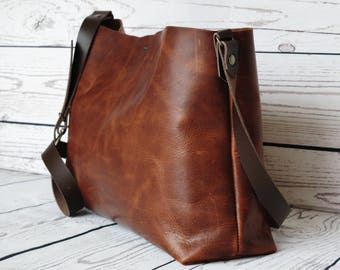 Distressed leather shoulder bag, leather purse, leather bag, leather crossbody bag, stylish tote bag, leather handbag