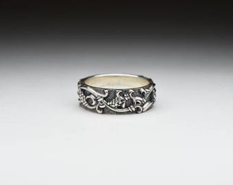 Grape ring, grape jewelry, grape silver, bague raisin, leaf decor, gift to men women, vine oxidized ring, solid sterling silver