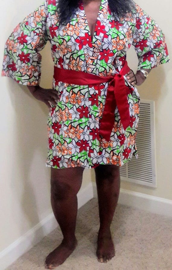 Bath robe in African print Brides maids bathrobe Ankara