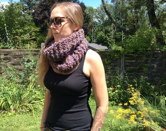 Hand knit Chunky Cowl