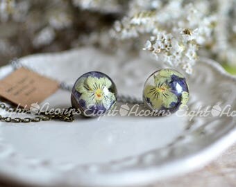 Real flower necklace pansy viola resin jewelry - pressed flower jewelry, terrarium jewelry, romantic jewelry