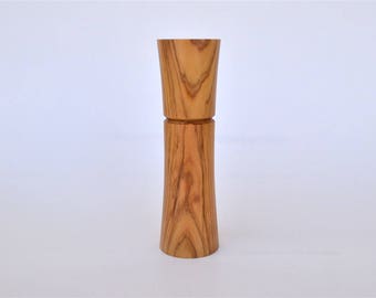 Beautiful Greek Olive Wood Needle Holder, Up to 8 cm long Needles (3" 5/32) Standing / Needle Case