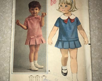 Vintage 1970s Butterick Pattern 3452 Size 2 Toddler NOS uncut