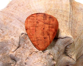 Wood Guitar Picks Vs Plastic