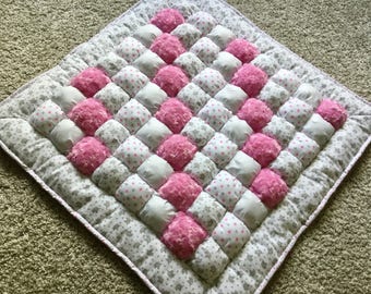 Bubble Quilt, Bubble Blanket, Puff Quilt, Baby Quilt, Quilt, Crib Quilt, Baby Blanket, Baby Floor Mat, Tummy Time, Gray,Pink, White