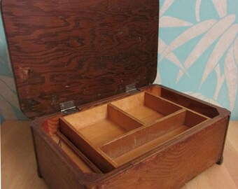 Vintage Art Deco-style wooden sewing/art box with removable inner compartment