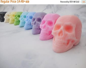 On Sale Skull Soap - Day of the Dead Soap - Dia De Los Muertos - Halloween Soap - Non Edible Halloween Favors - Halloween Party Favors - Sca