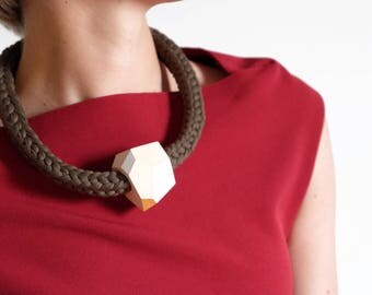 Jane | modern bold necklace wood pendant