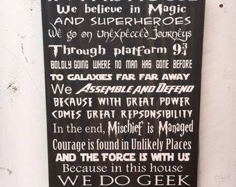 In This House, We Do Geek Customize Wooden Sign, Make Your Own Geek Sign, Birthday Gift, Geek Sign, Gift, Gift for Him