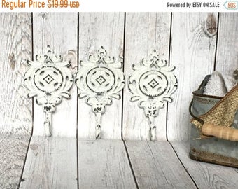 ON SALE Shabby Chic Wall Hooks - Shabby Chic Bathroom Decor - Vintage Style Coat Hooks - Wall Jewelry Holder - Cast Iron Towel Hooks - Key H